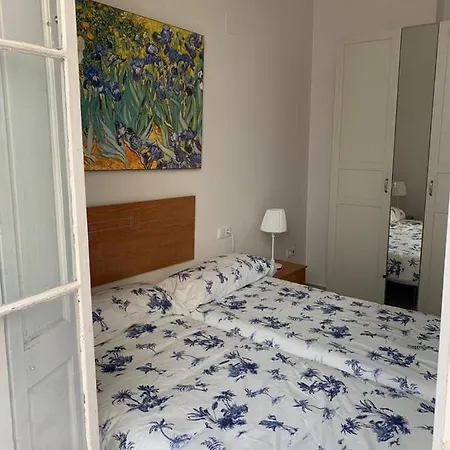 Valverde 1 - A Apartment *